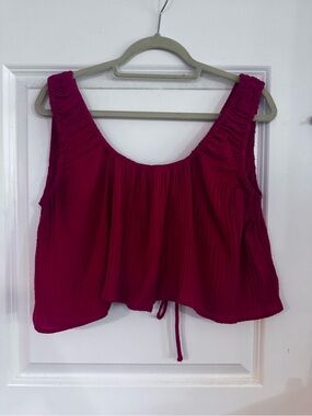 Toit Volant Women’s Sleeveless Ruched Crop Top - Red